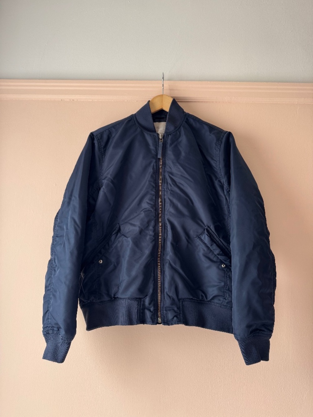Everlane Men’s bomber jacket